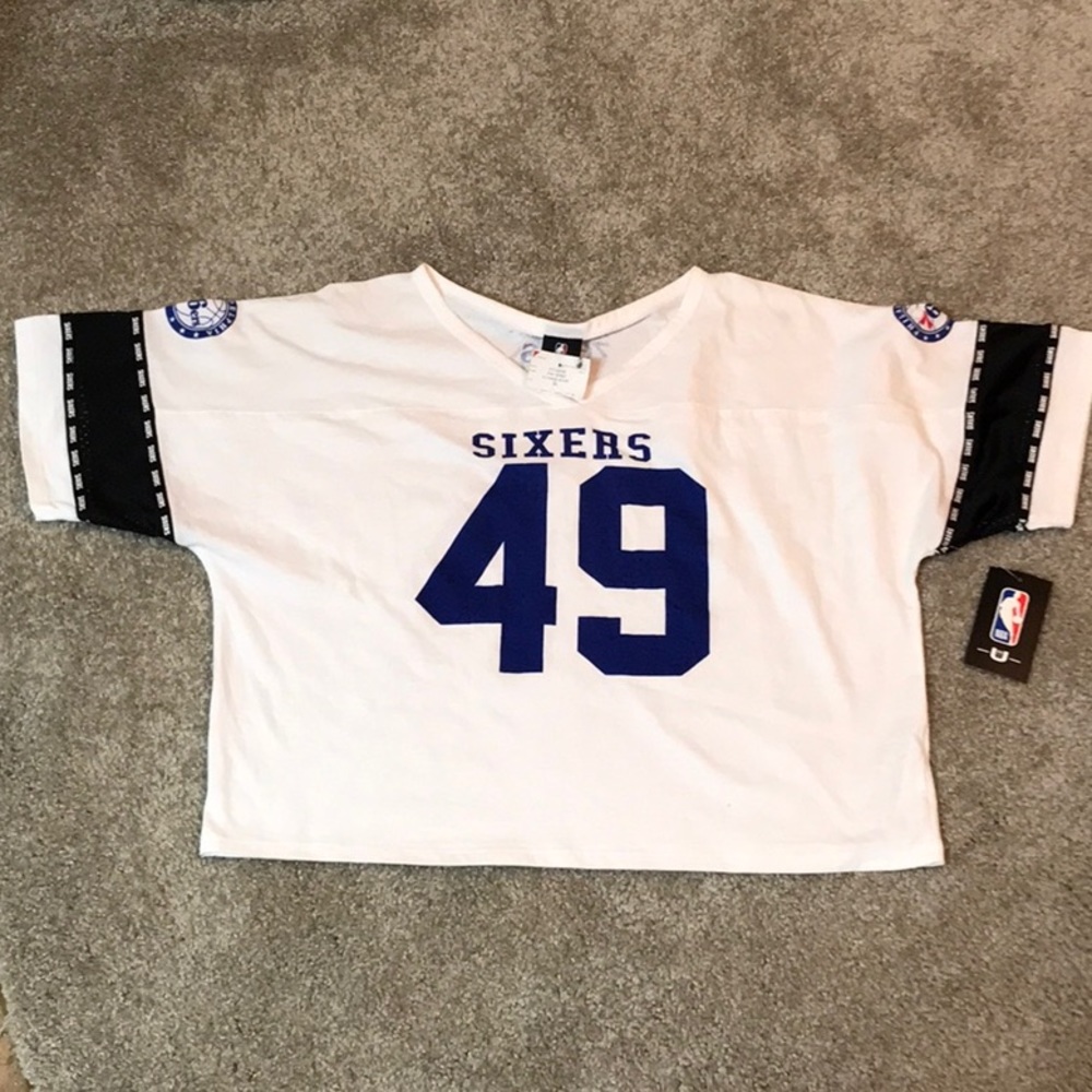 NWT NBA Philadelphia 76ers Sixers crop top t-shirt - XL